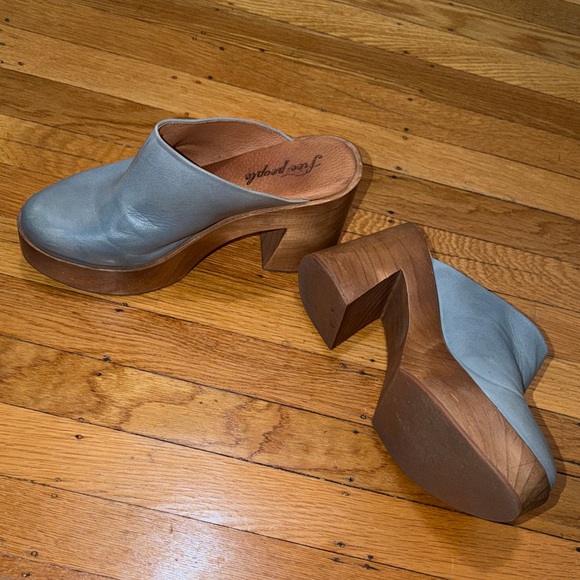 Free People Light Blue Leather Mules - Picture 3 of 5